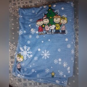 Peanuts Fleece Kids Blanket NWOT